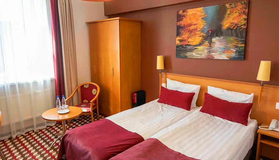 هتل سیتی تل اوکتیابرسکایا سن پترزبورگ